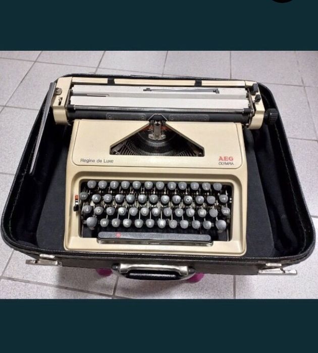 Aeg Olympia regima deluxe maquina de escrever