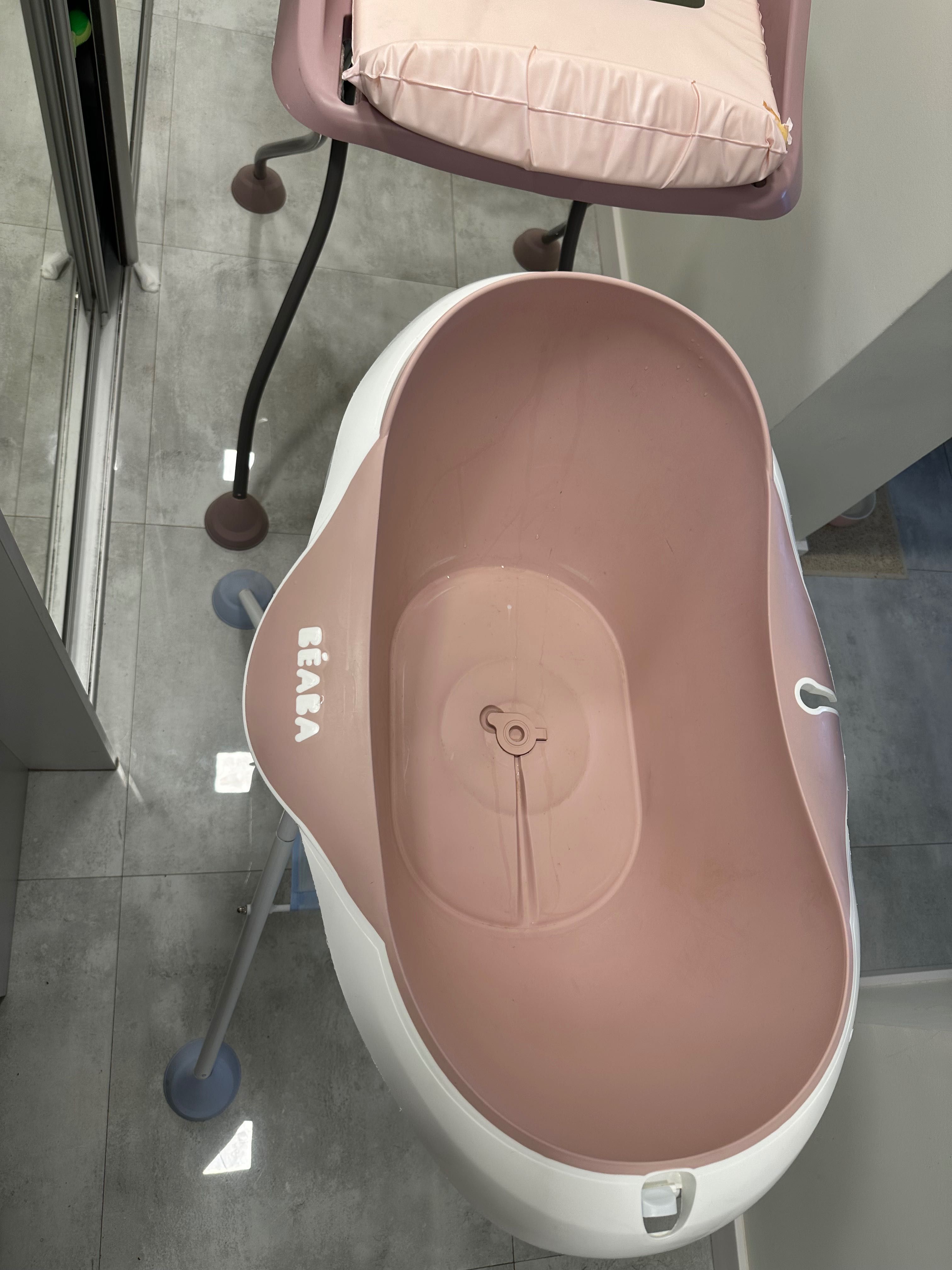 Wanienka BEABA Camele’O + stelaż + leżaczek kąpielowy GRATIS