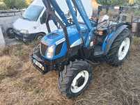 Trator New Holland TN60A Carregador