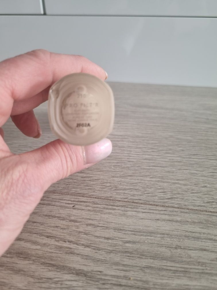 Fenty Beauty  32ML