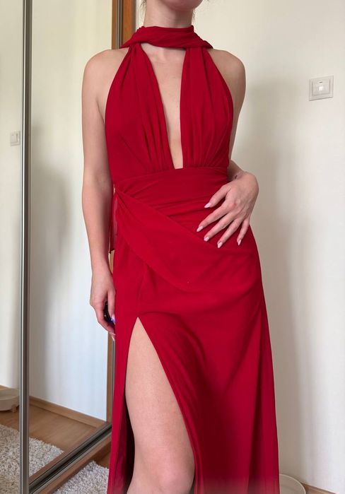 Шифонова максі сукня червона відкрита спина, виріз на нозі shein