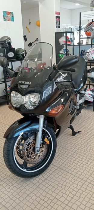 Suzuki 750 estado muito bom oferta de revisão