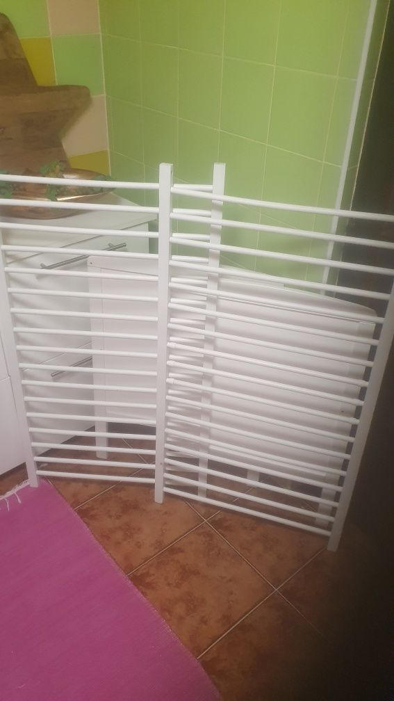 Cama de bebé como nova