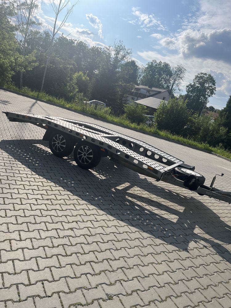 Bus laweta autolaweta przyczepa