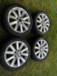 Felgi aluminiowe VW 17” z oponami 205/50 R17