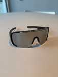 Óculos de sol desportivos. Lentes de sol ciclismo, etc.