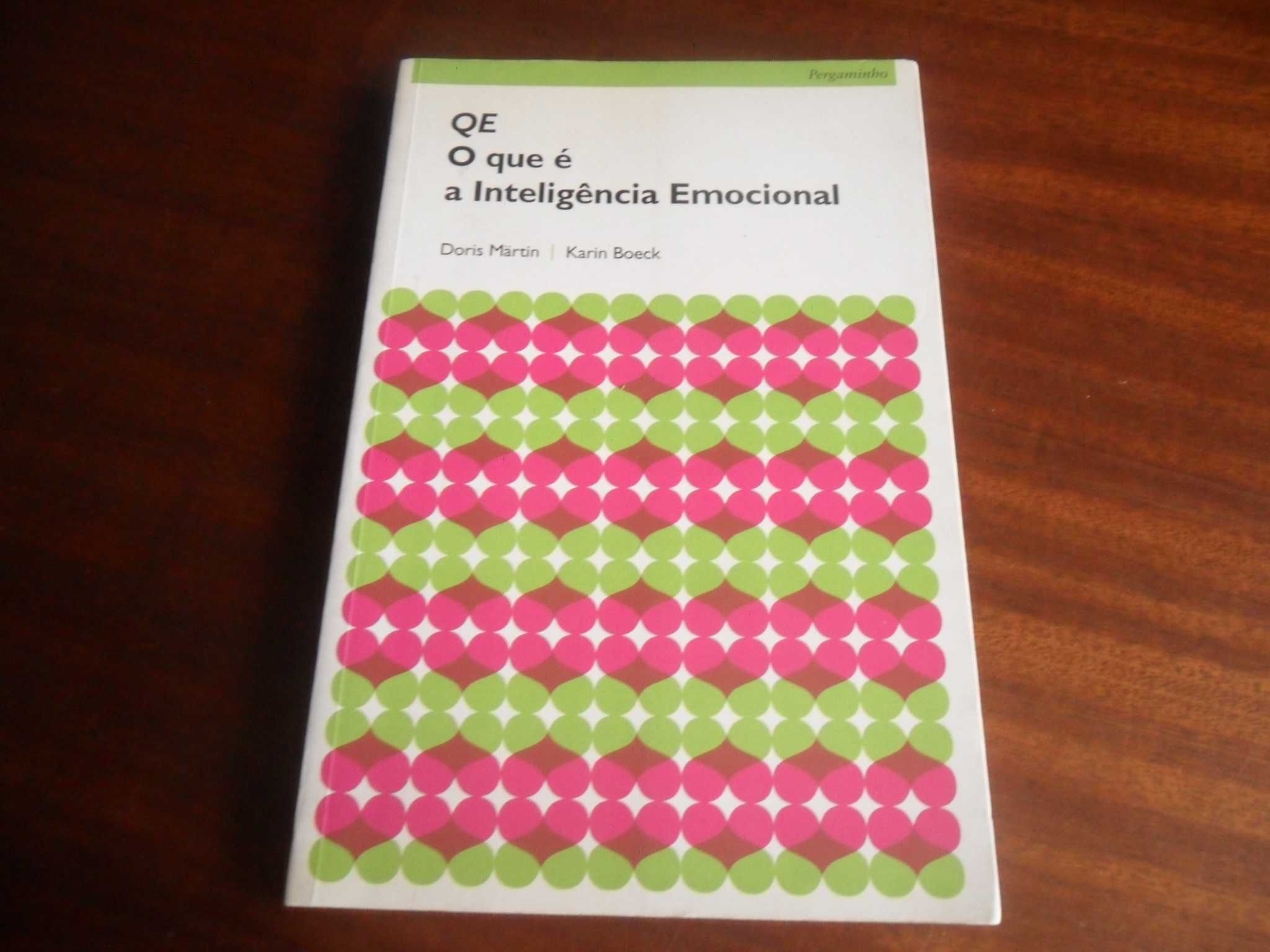 "QE - O Que é a Inteligência Emocional" de Doris Märtin e Karin Boeck