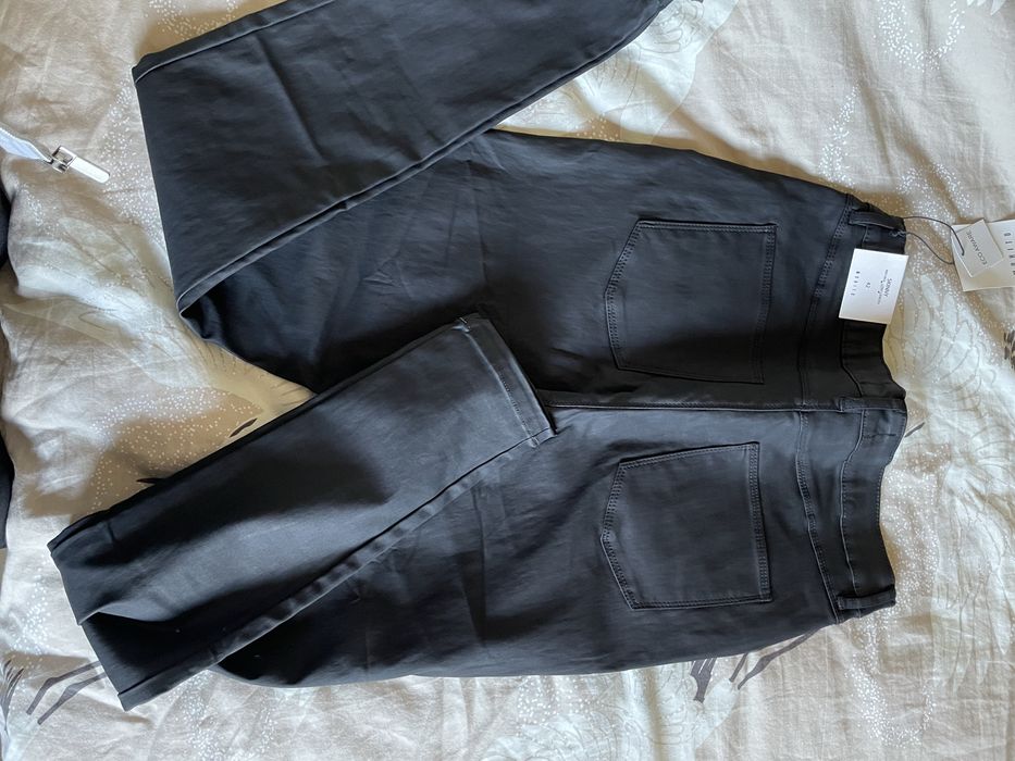 Nowe woskowane spodnie mohito skinny 42