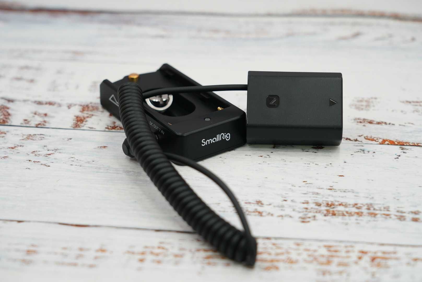 Адаптер батареи NP-F970 SmallRig 3018 и муфта для Sony NP-FZ100