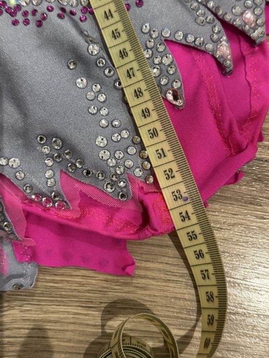 Strój startowy do gimnastyki artystycznej