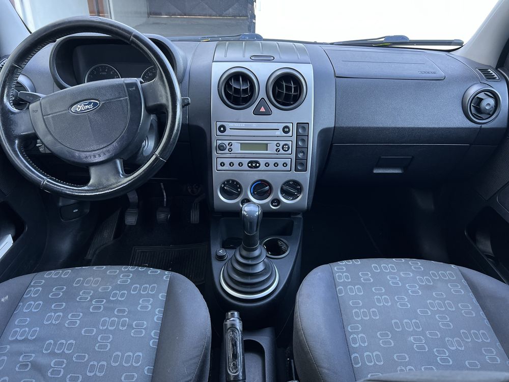 Ford Fusion 1.2 gasolina (muito economico)