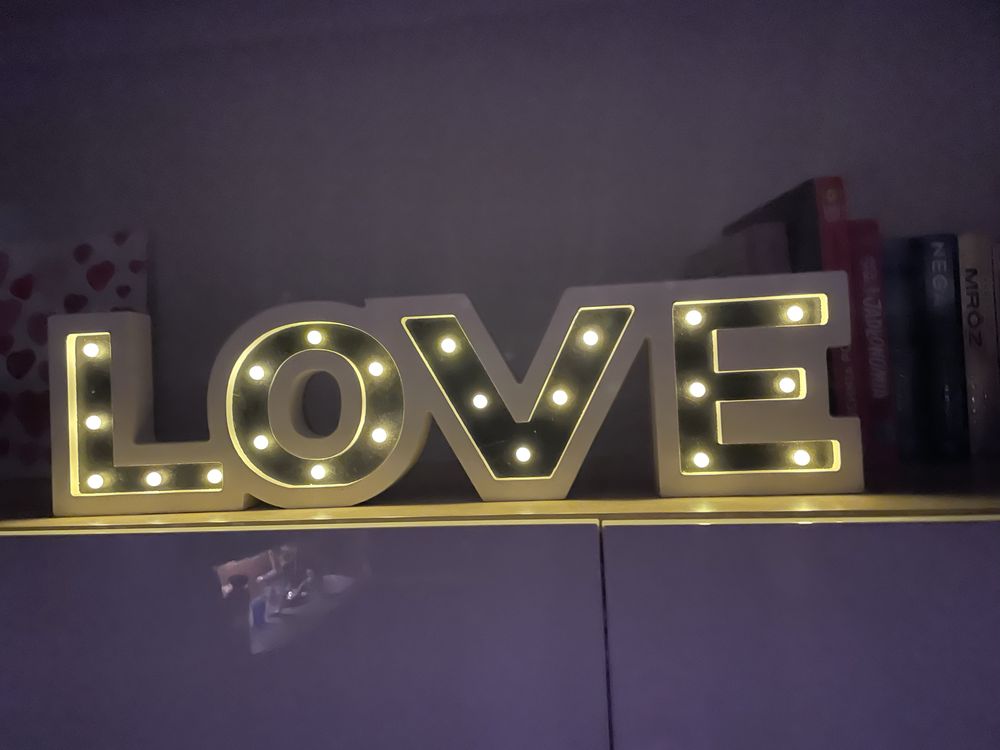 Love napis świecący