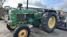 JOHN DEERE 2140
