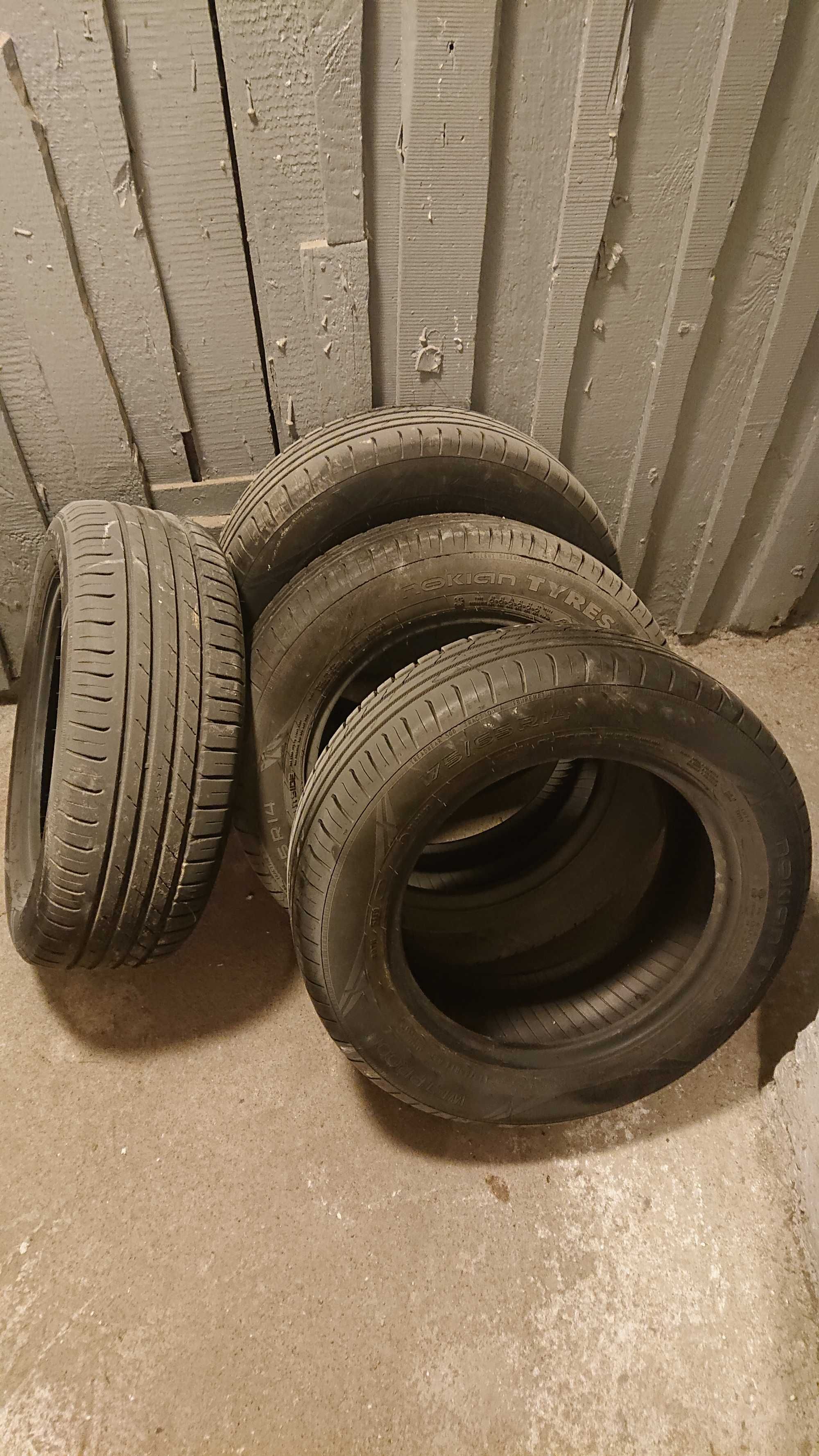 Komplet opon Nokian Wetproof 175/65 R14 82T