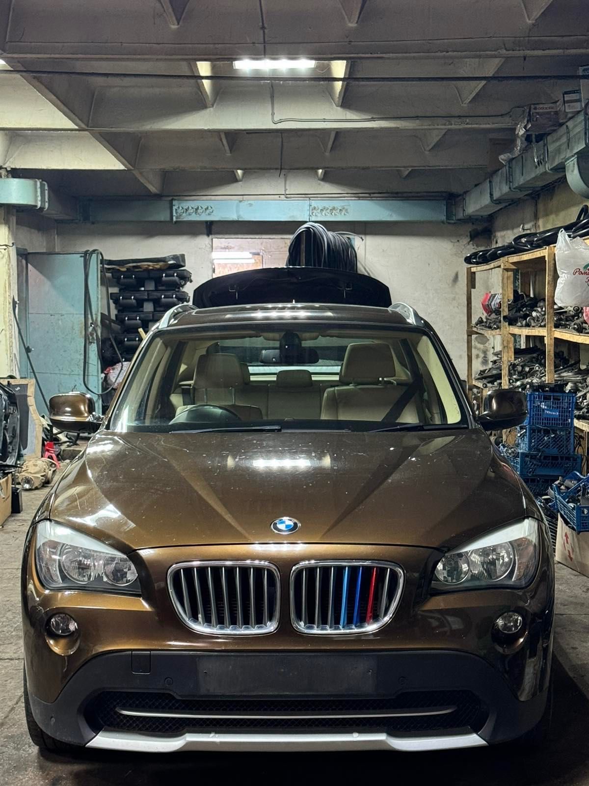Розборка BMW X5 E53 E70 F15 X3 E83 F25 капот Разборка БМВ Х5 Е53 Е70