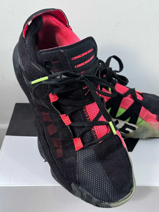 buty ADIDAS dame 6 - uk 6,5 us 7 - 40 -25 cm