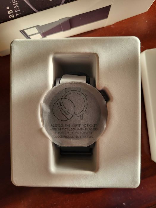 Nothing Watch Pro 2 (Preto) - Como Novo