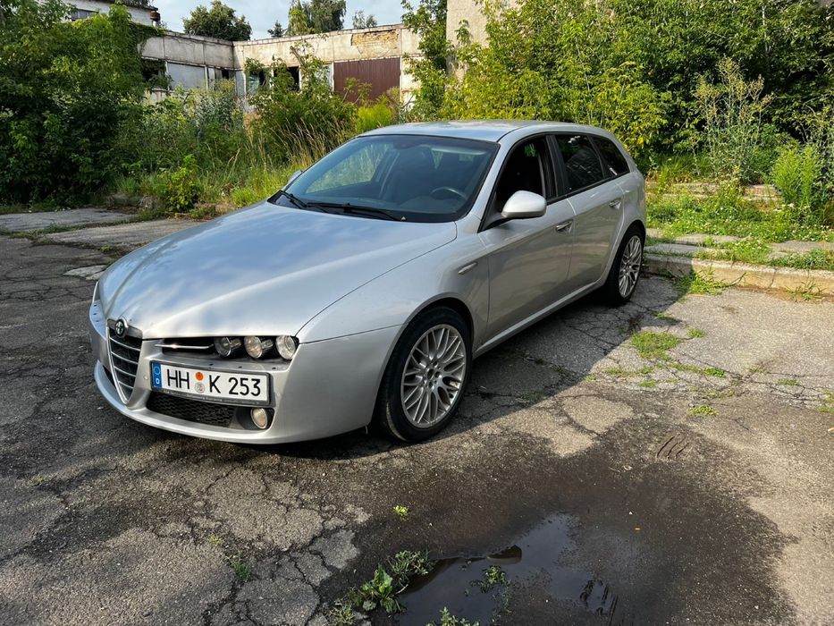 Продам шустру альфу