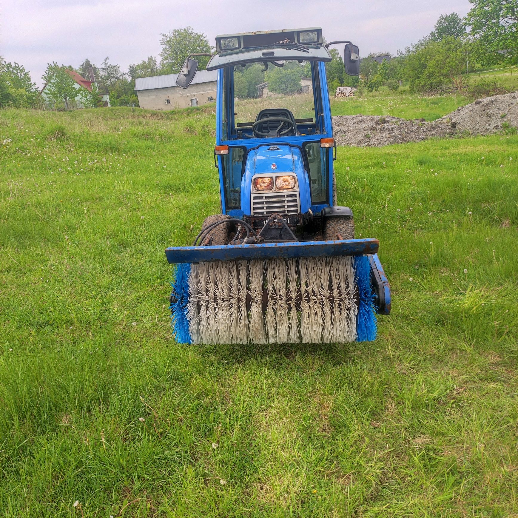 Iseki traktorek kosiarka Kubota John Deere tur