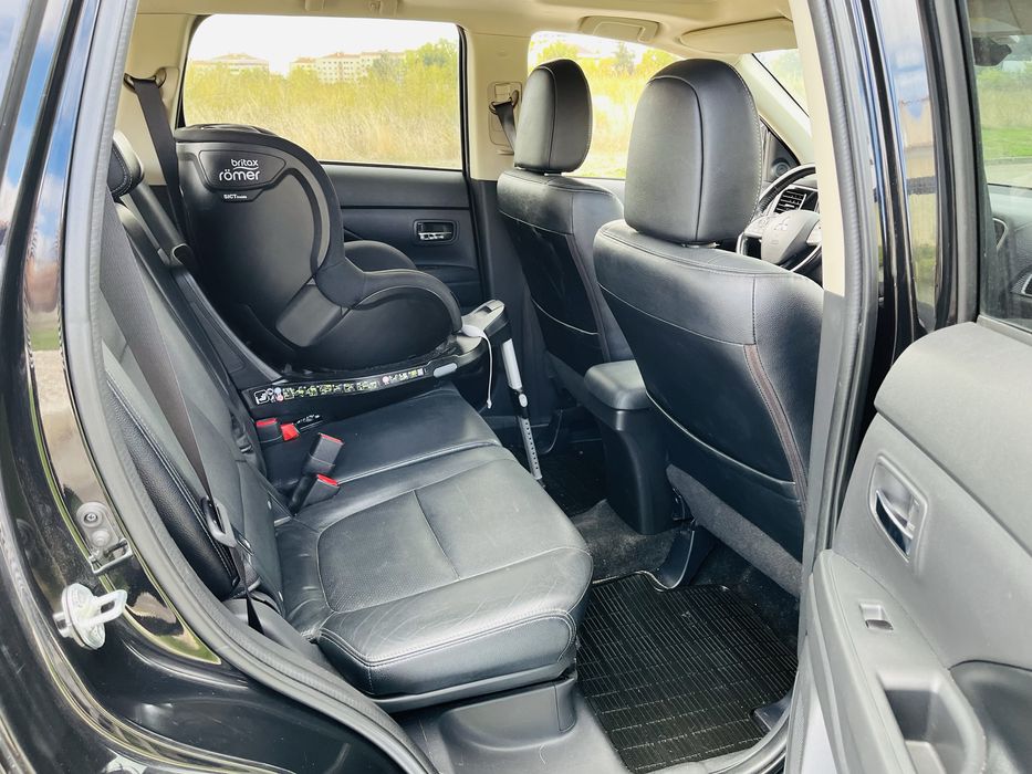 Mitsubishi outlander 2.2  7L 146k km