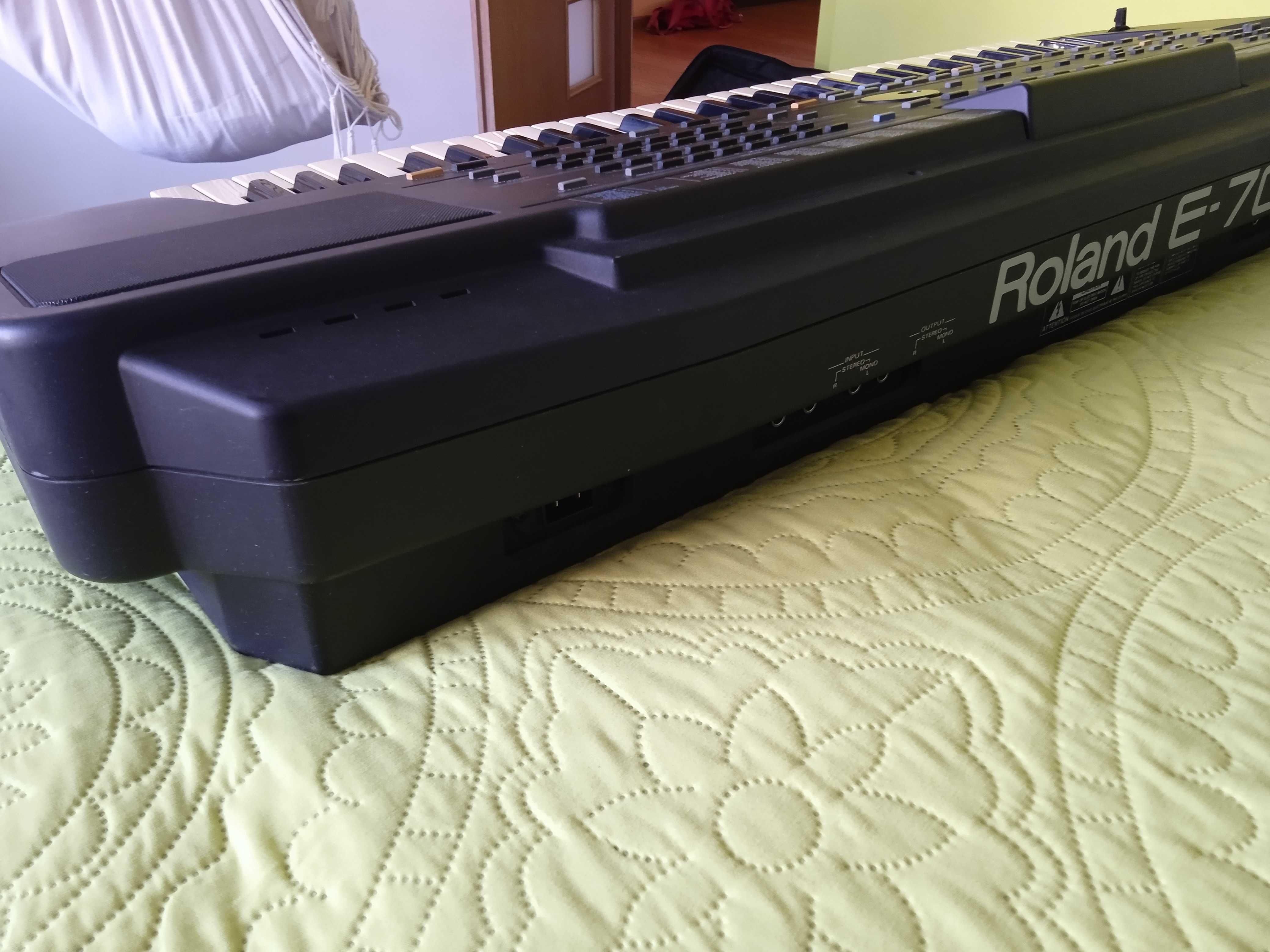 Keyboard Roland E-70 zadbany+ torba.Stan wzorowy/kolekcjonerski