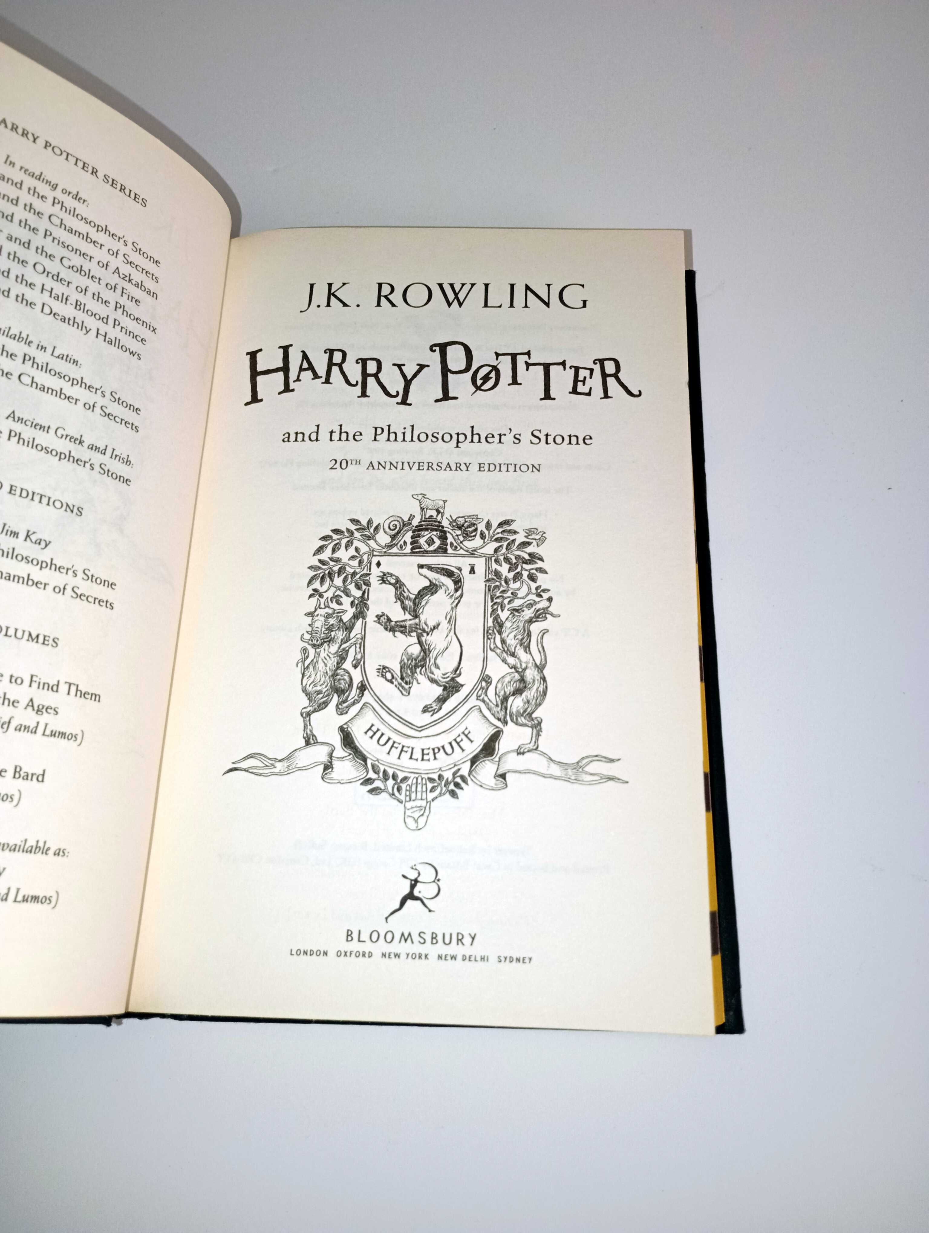 Harry Potter e a Pedra Filosofal (Em Inglês)