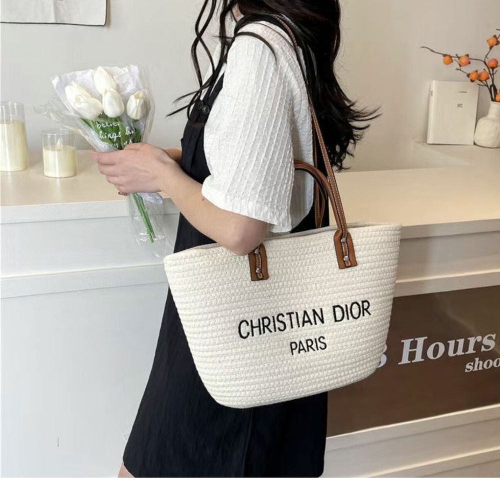 Torebka damska w stylu christian dior.