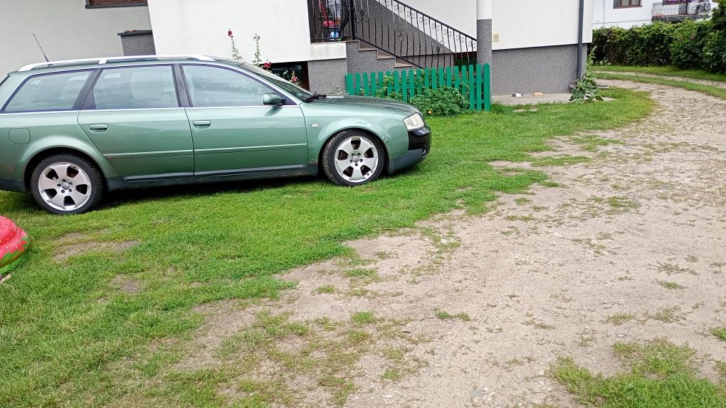 Sprzedam samochód osobowy Audi A6