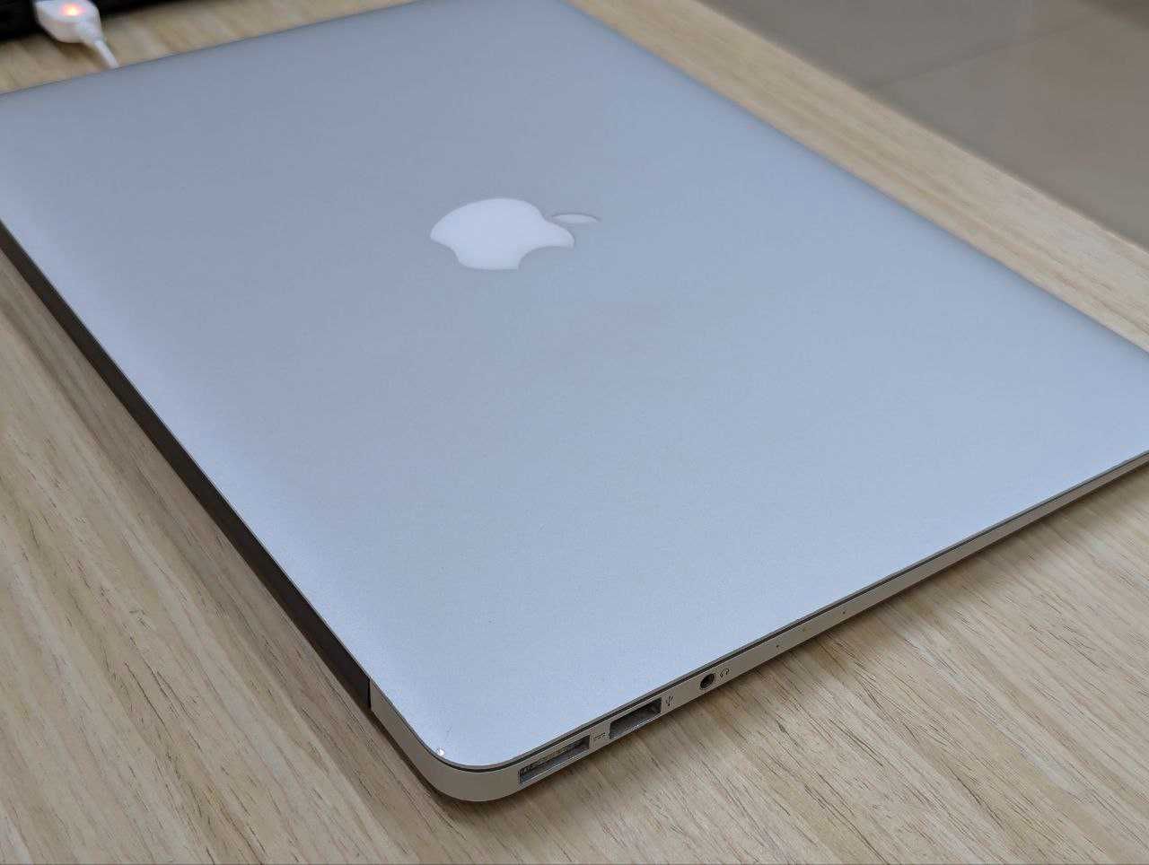 /7915/ MacBook Air 13" 2015 I7-5650U 2.2GHz 8GB RAM 512GB SSD Z0UU3