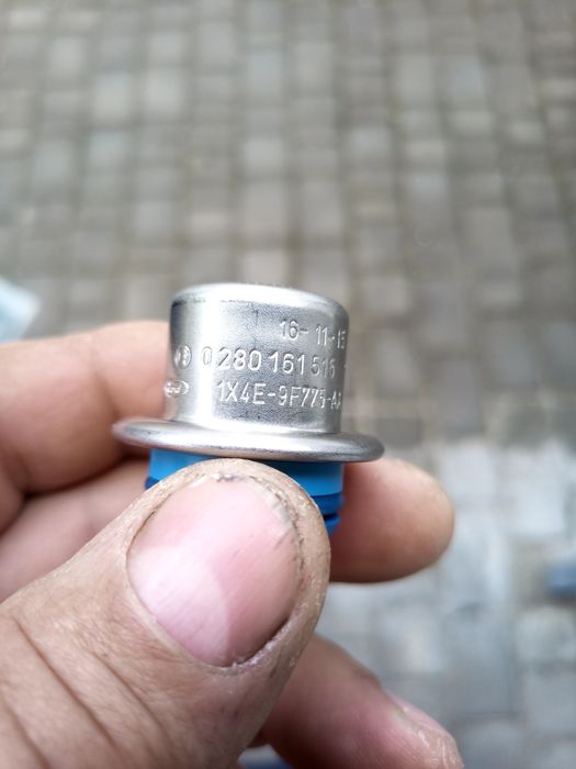 Датчик тиску топлива