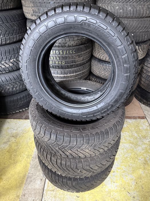 Шини Michelin 215/65/16C  Agilis CrossClimat