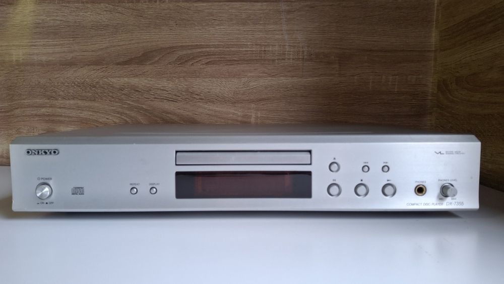 Odtwarzacz CD Onkyo DX- 7355