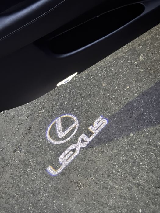 Продам Lexus Es350 2008