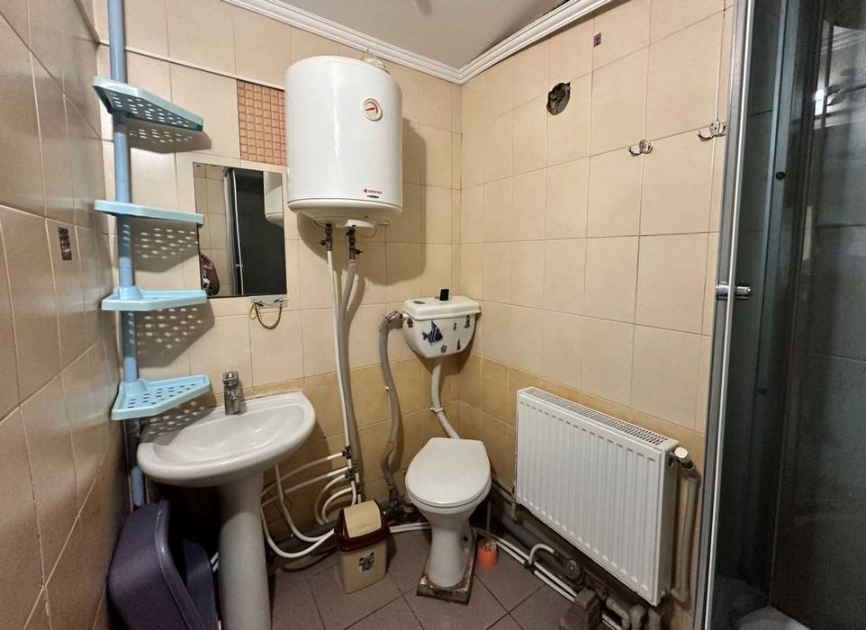 Гарна однокімнатна квартира в центрі Корабельного! Оренда!