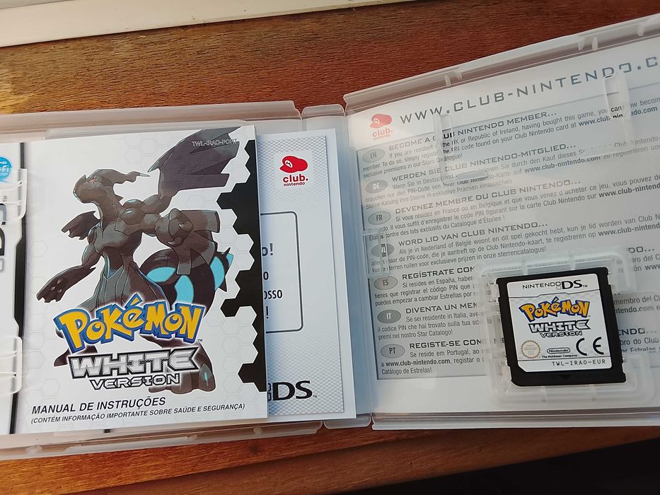 Pokémon White e White 2 (bom estado)(RESERVADO)