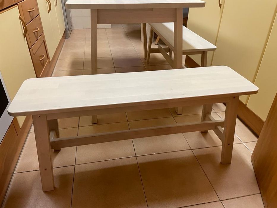 Mesa Cozinha c/ 2 Bancos Ikea