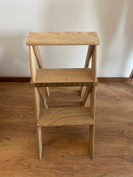 Cadeira escadote madeira