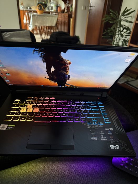 Portátil Gaming ASUS ROG Strix G15