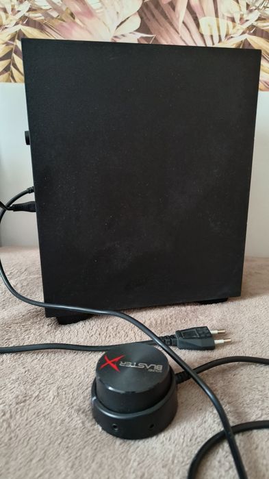 Bardzo mocny głośnik komputerowy subwoofer Creative Sound blaster X M