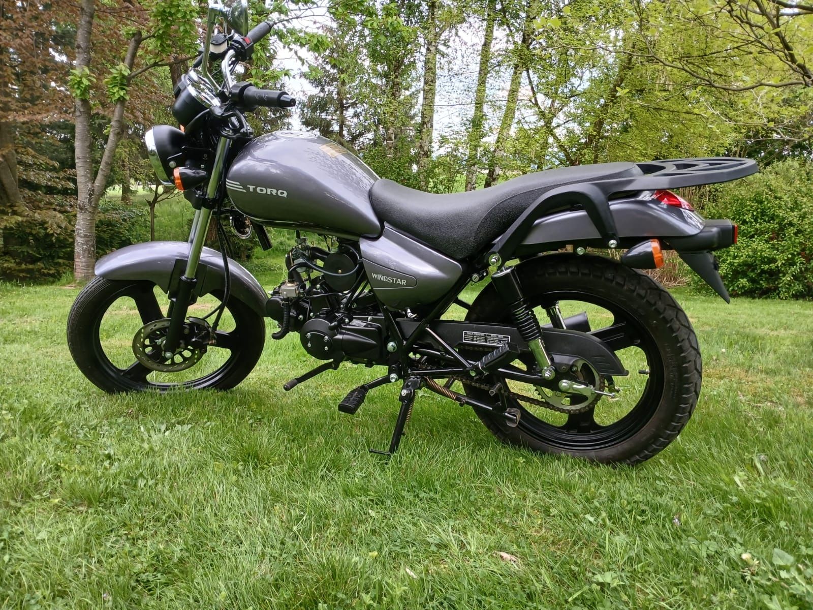 Motorower 50 ccm moc 3,2 KM 4-biegowy TORQ WINDSTAR 50