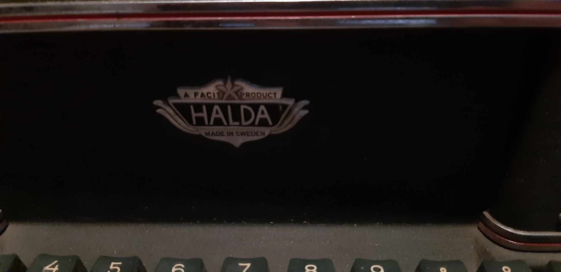 Stara maszyna do pisania HALDA