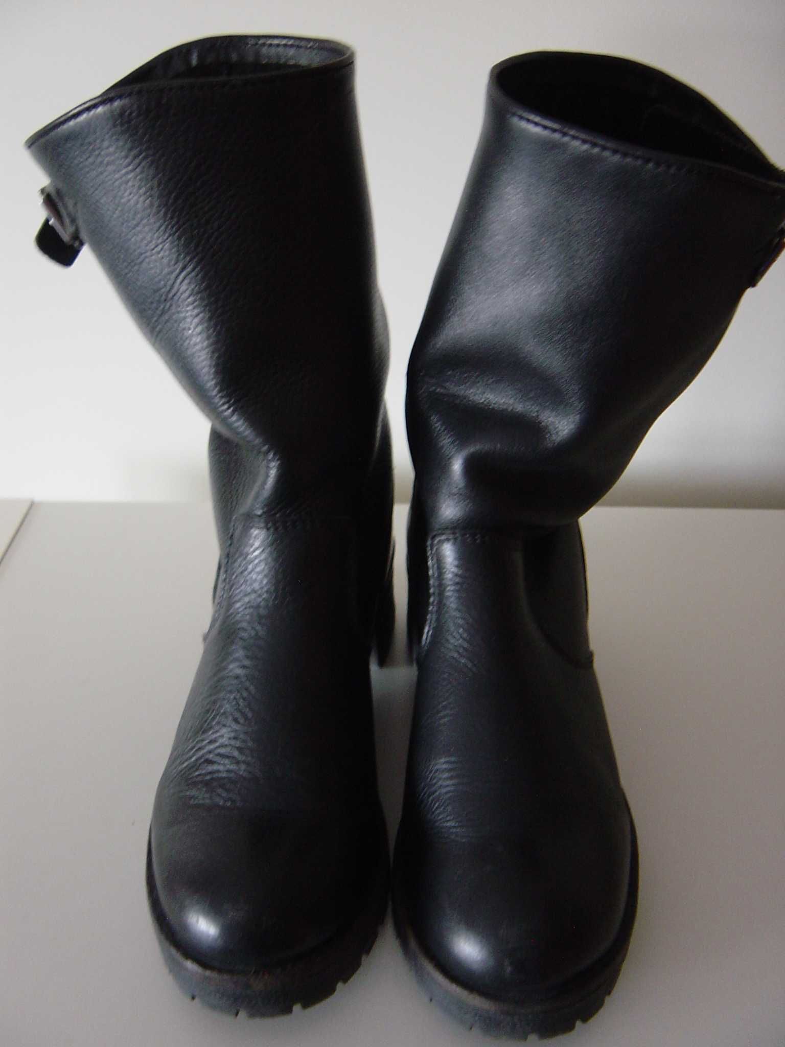 Biker boots pretas 39