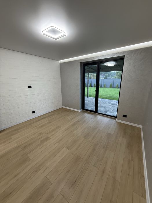 Новий будинок 115м2  4 спальні 15хв від м. Теремки