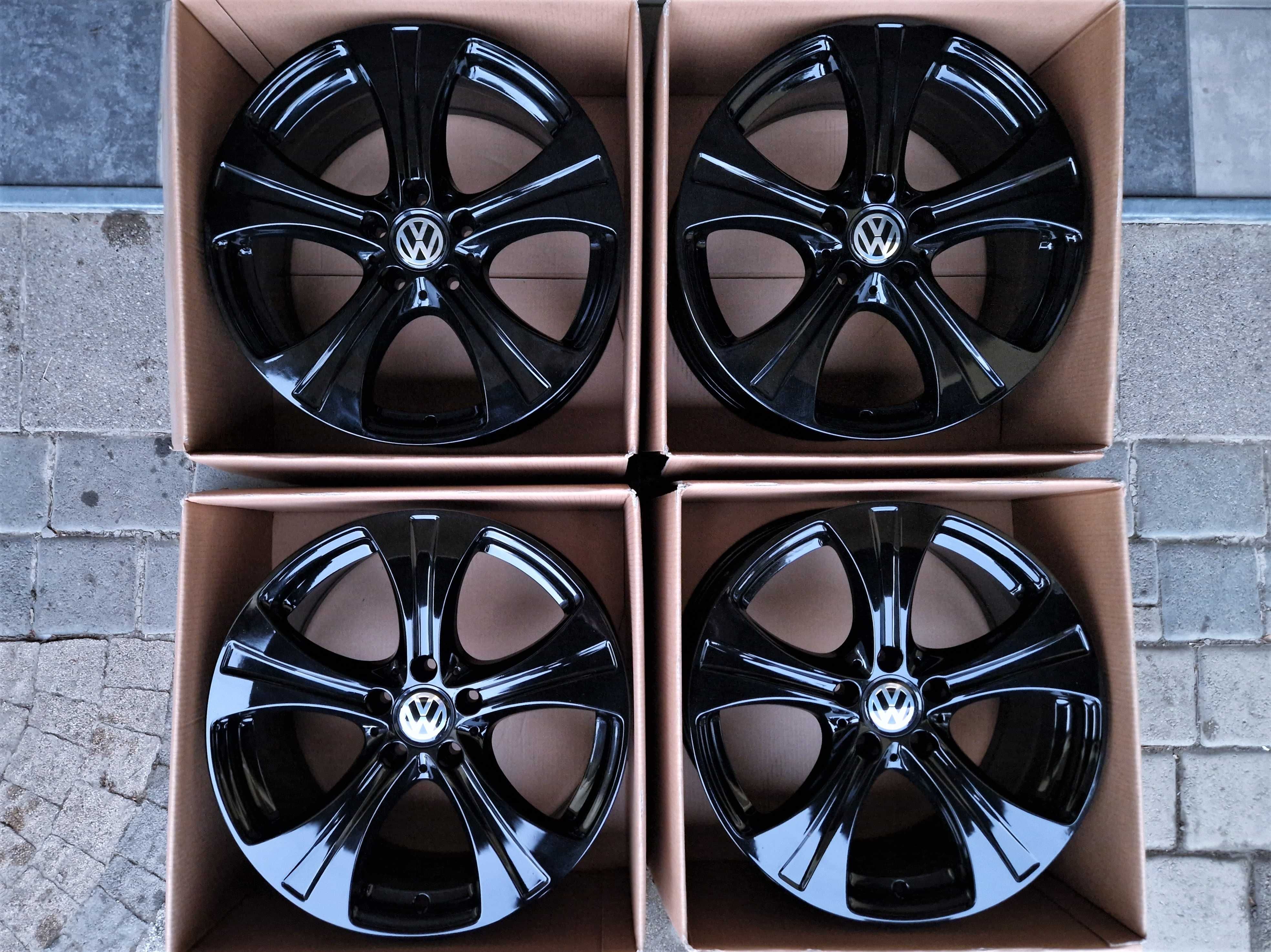Alufelgi 18 5x112 VW Passat Tiguan Sirocco Arteon Czarne 632#