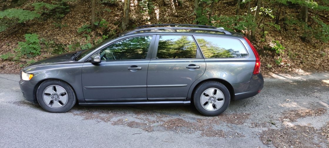 Volvo V50 1.6d drive 109km 2009r