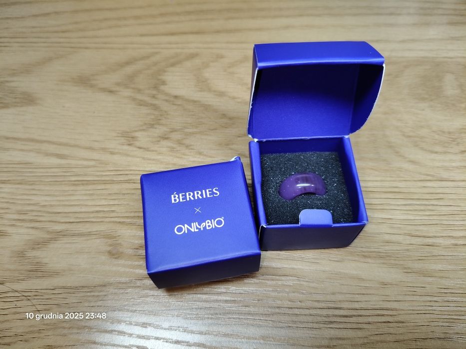Nausznica berries x onlybio