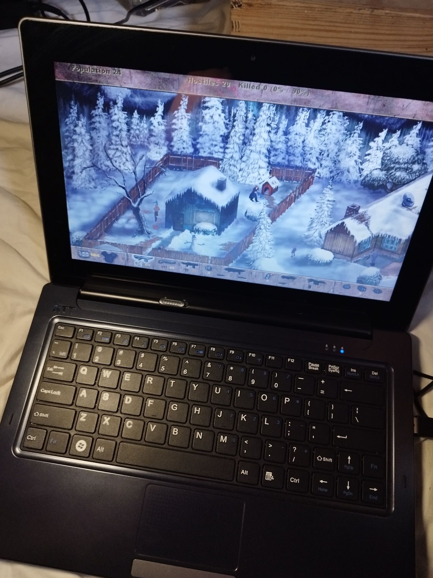 Mały Retro Laptop NTT sprzedam