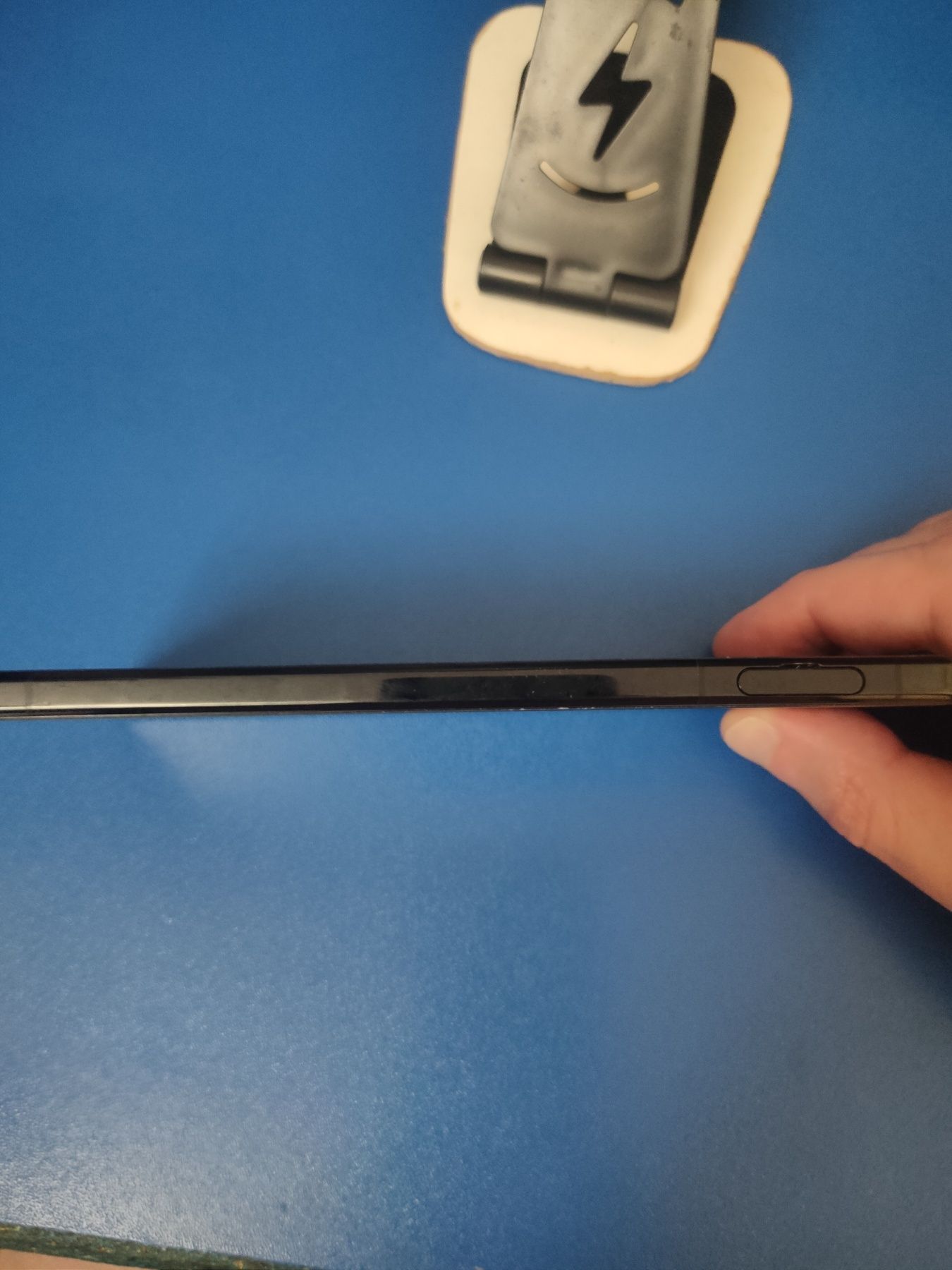 Флагман СмартфонSony Xperia 1 mark II 8/256Gb,1 Sim+microSD,4K,865snap