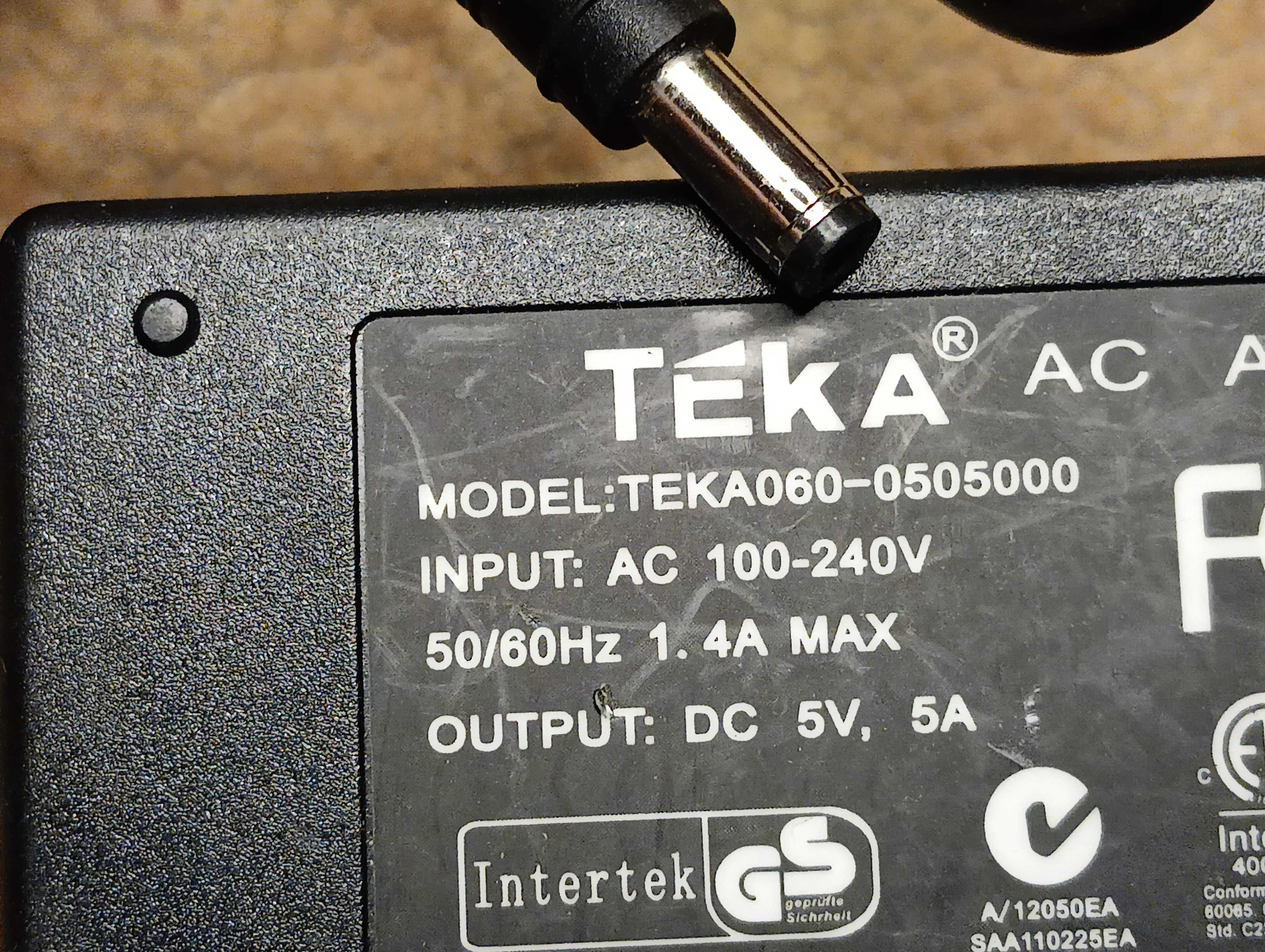 Блок питания живлення 5V 5A TEKA060-0505000 (5.5×2.1mm)