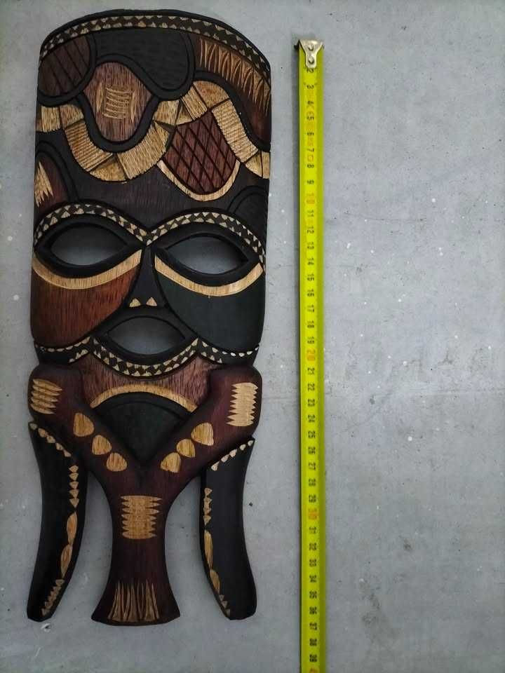 Três Máscaras Africanas